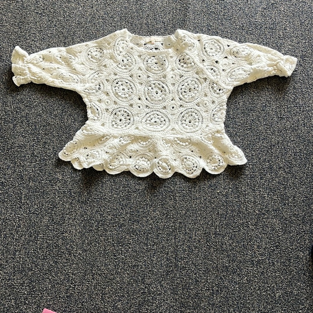 Off white crochet cute cropped top